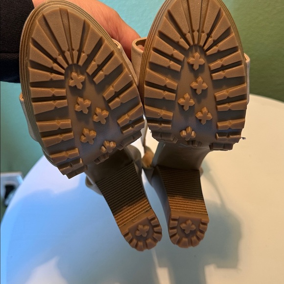 New Women's Strappy High Heel Sandals - Beige - Picture 6 of 6